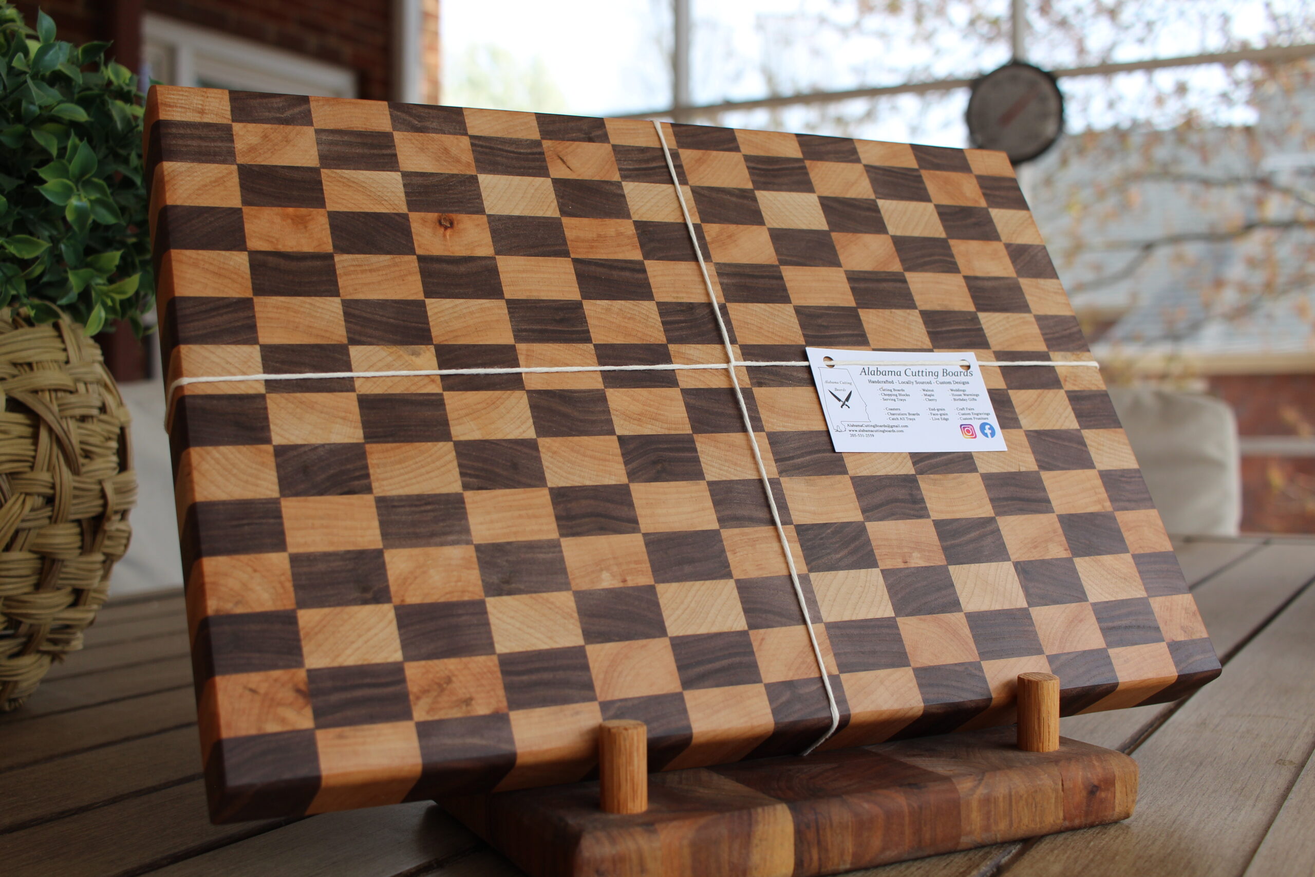 Checkered Cutting Board - Large